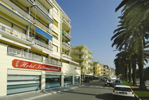Hotel Internazionale Finale Ligure Exterior foto